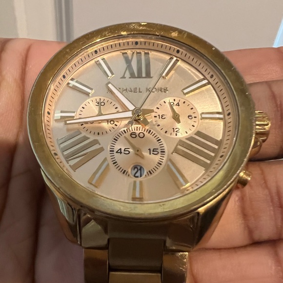 Michael Kors Watch - Picture 4 of 5